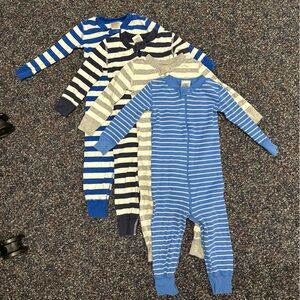 Hanna Andersson cotton zip sleeper onesie pajama lot / bundle (size 2T, 85 cm)